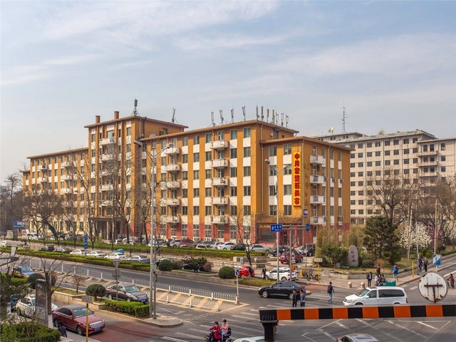 海珠区工作日育婴保姆多少钱一个月