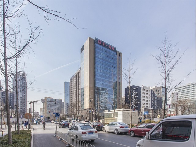 耐用彩钢板隔断价格